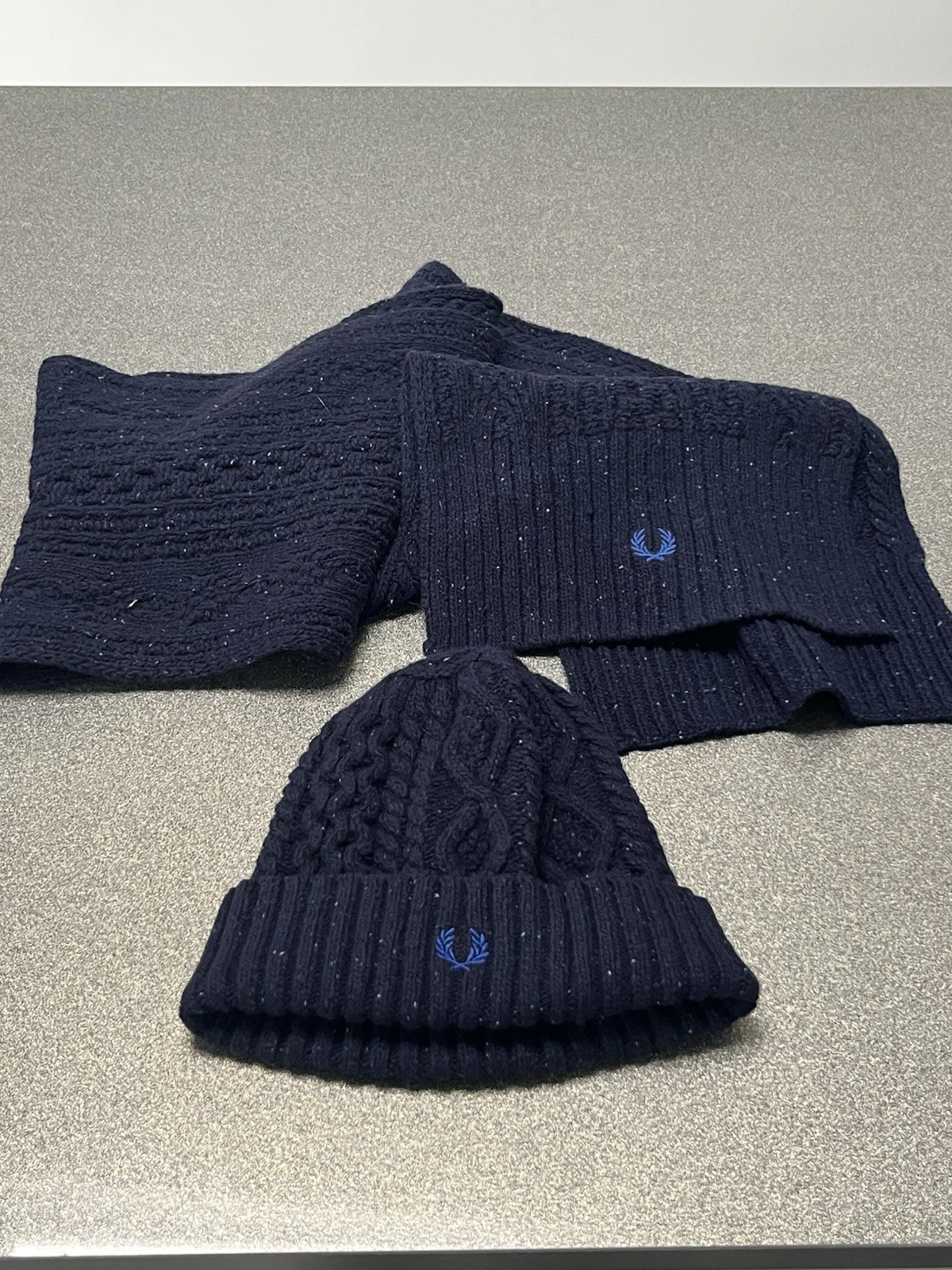 Fred Perry Cable Knit Hat And Scarf Set Navy Fleck Design Lambswool