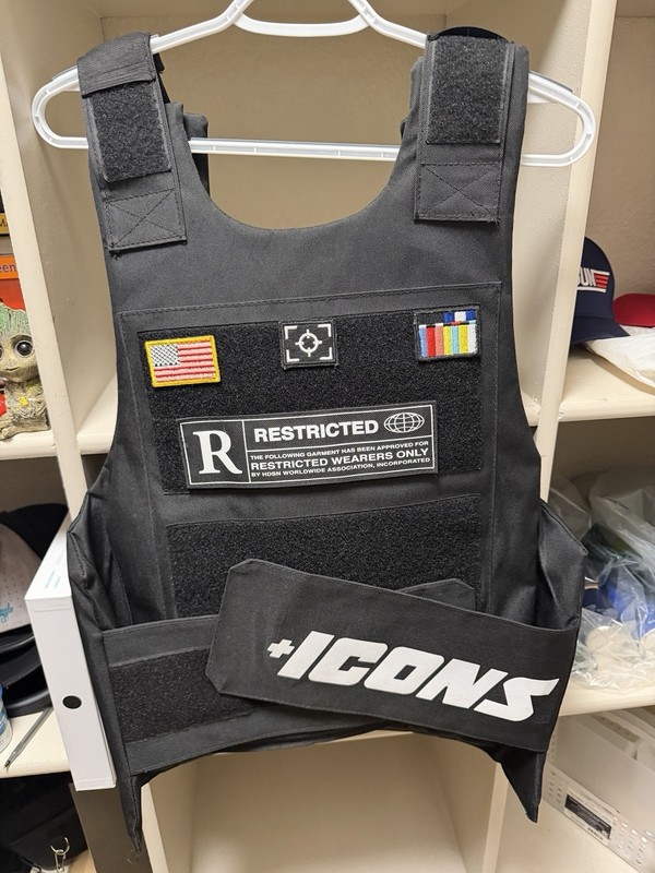 Icons Black Adjustable Nylon Protector Vest One Size Airsoft Chest/Back