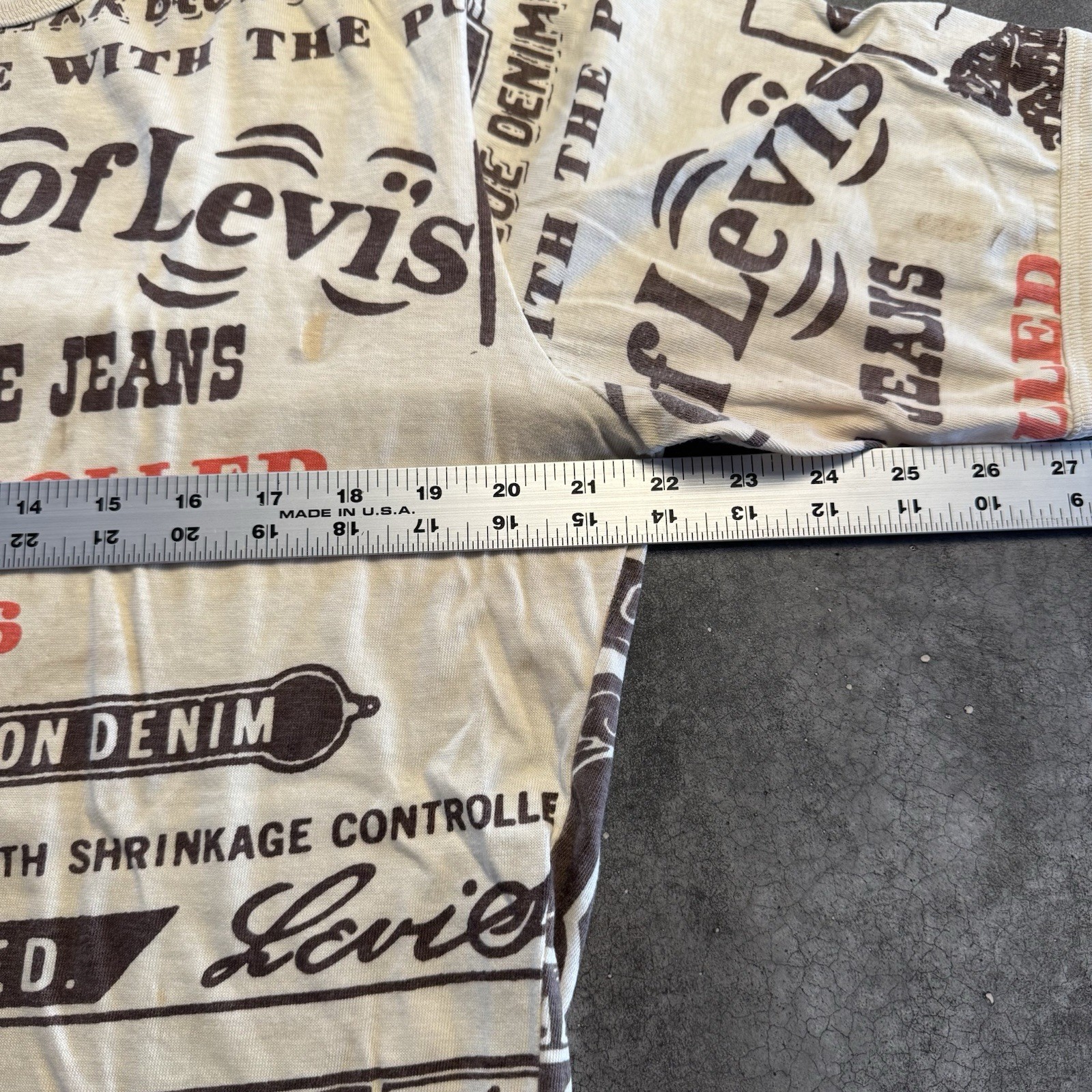 VINTAGE 70s Levis All Over Print T Shirt Shrinkage Controlled Process 686 Ad image 6