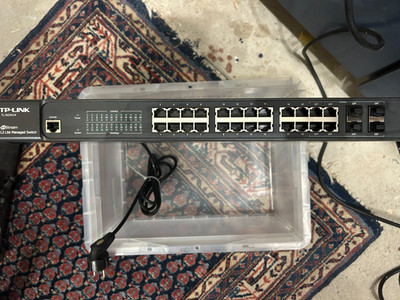 TP-Link TL-SG3424, sehr guter Zustand