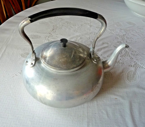 Vintage MCM Knobler Teapot Kettle~Aluminum~British Colony Hong Kong 1960s
