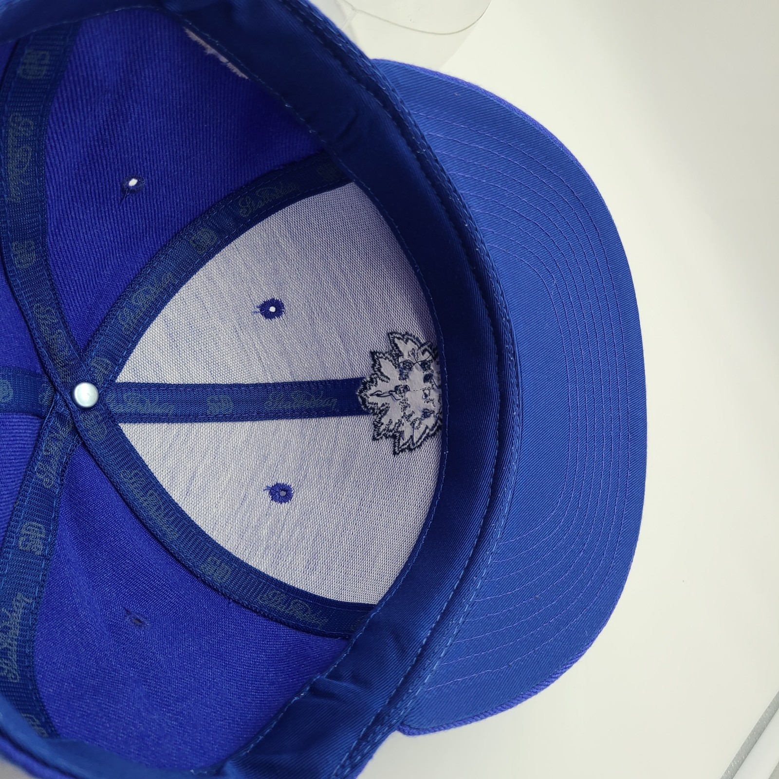 Toronto Maple Leafs Blue Stall & Dean Fitted Size 7 5/8 Hat Cap NWT Patch Logo