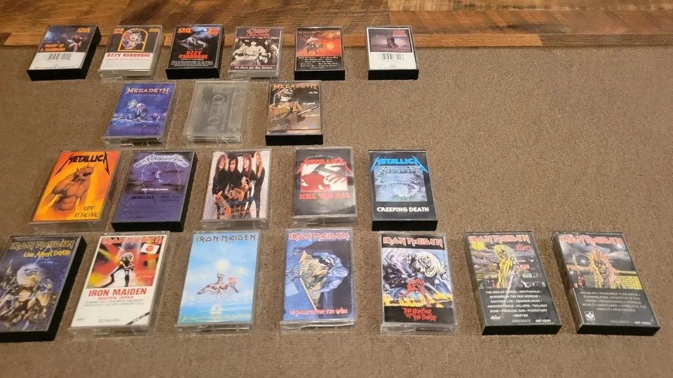 Vintage Cassette Lot Of 25 Metal Rock Metallica Ozzy Megadeth Iron Maiden Used - Image 4 of 4