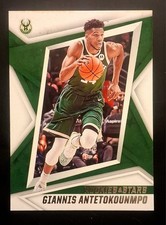 2021-22 Panini Chronicles - Rookies and Stars Giannis Antetokounmpo #123