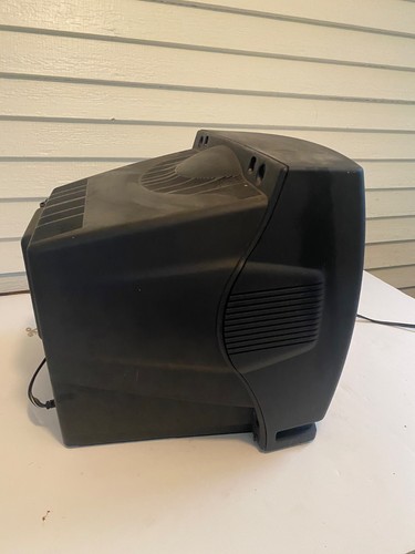 Magnavox 13PR12 C121 13" CRT TV - Gaming TV - Picture 5 of 7