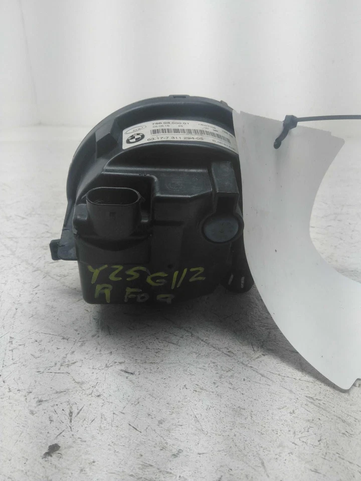 Passenger Corner/Park Light Fog-driving Fits 14-17 BMW 535i GT 2978791 - Image 3 of 4