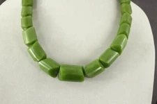 MODERN Costume Jewelry ZAD Spring Green Lucite Beaded BOLD Bead Necklace 24"