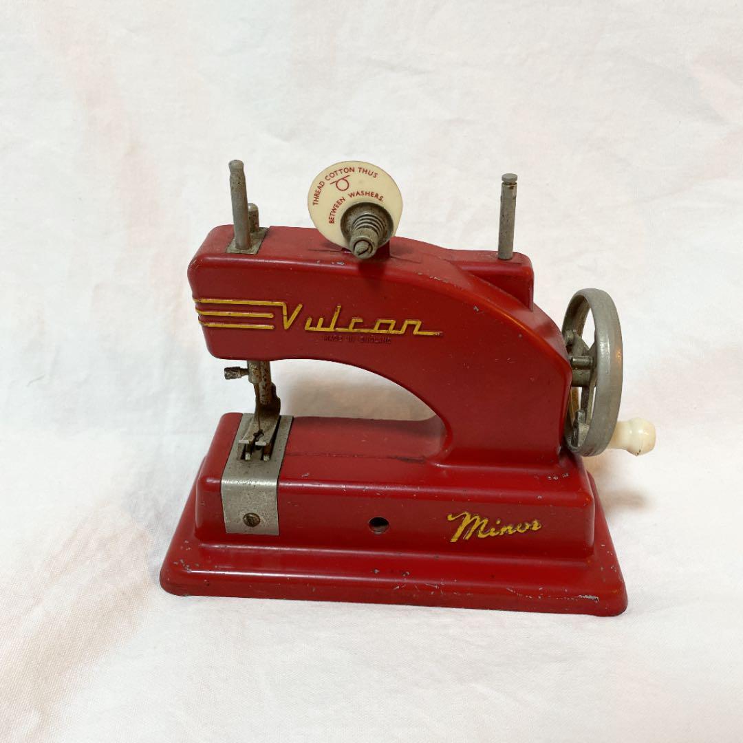 イギリス アンティーク バルカンVULCAN トイミシン ミニミシン Antique Toy Sewing Machine Red Vulcan 1950s Display JAPAN JP | eBay