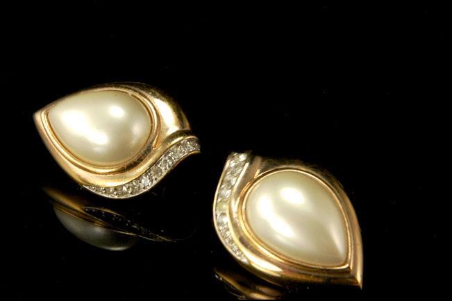 【新品未使用】maisoncelon fallen petal pierce VINTAGE PANETTA TEAR DROP MOBE PEARL DIAMOND RHINESTONE GOLD