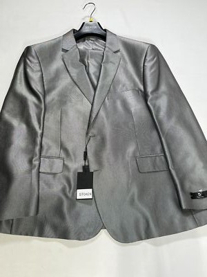 Mens Renoir Silver Snakeskin Button Suit Size 44S NEW