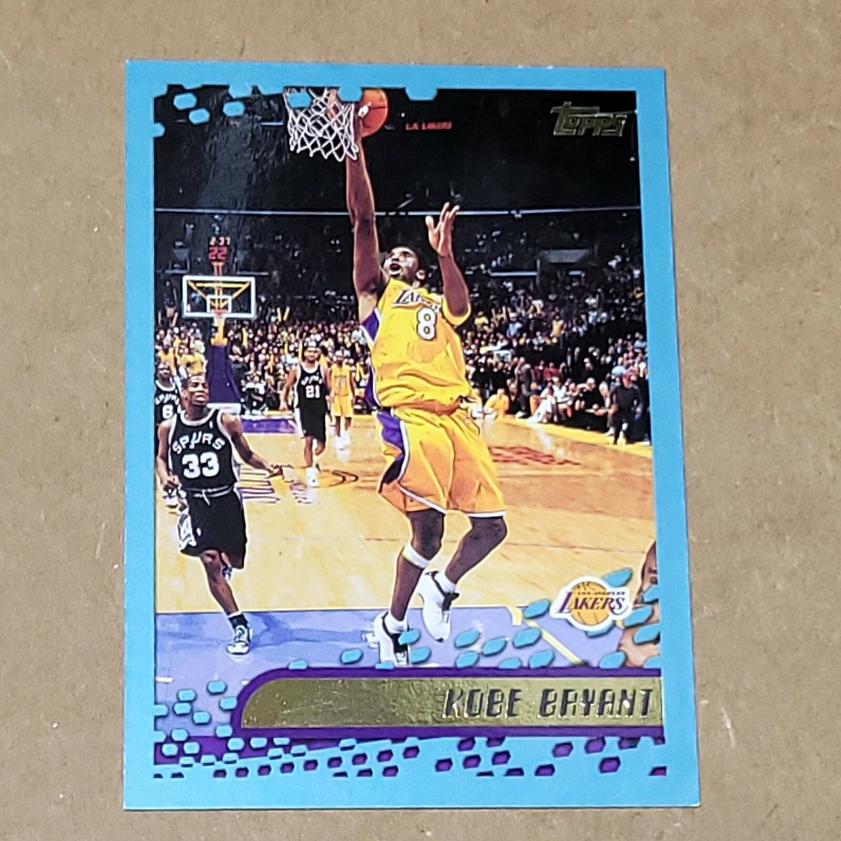 Kobe Bryant 2001-02 Topps Basketball #50 ~Los Angeles Lakers