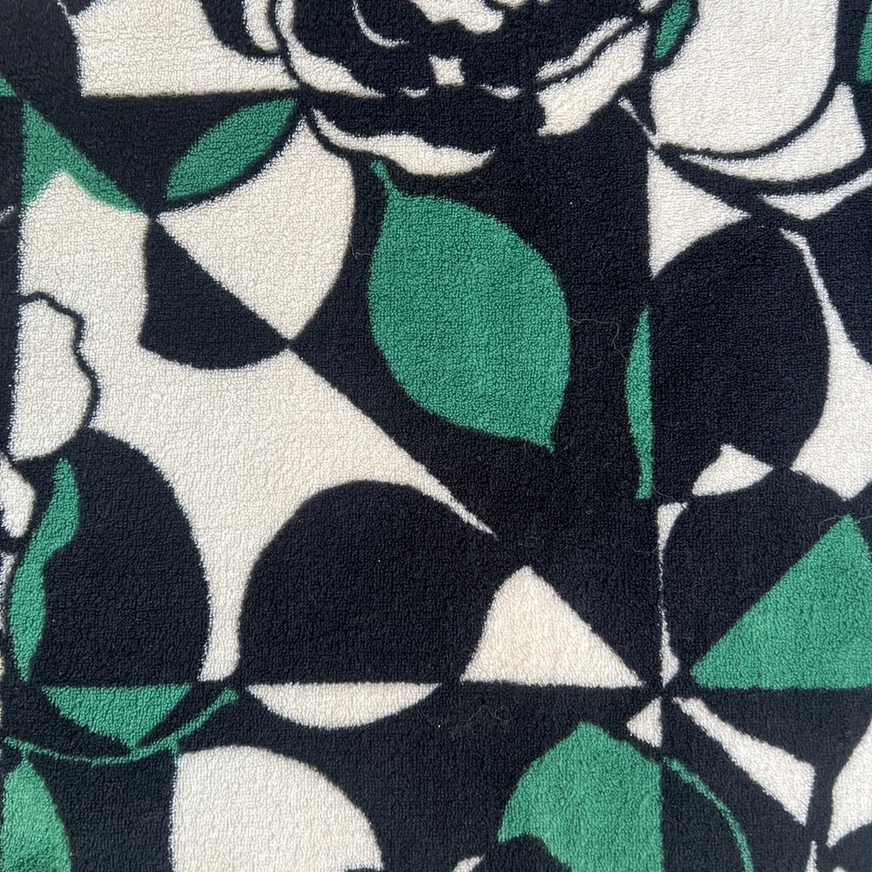 RETIRADO Vera Bradley Imperial Rosa Floral 48x72 Polar Manta Ropa de Cama Foto 4 de 4