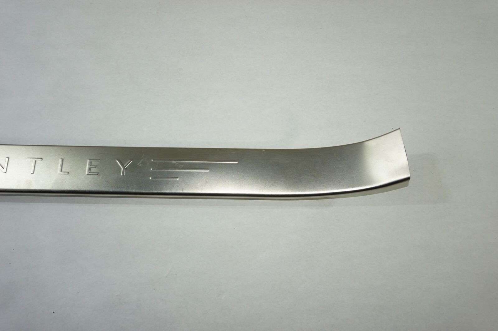 BENTLEY GT SILL COVER STEP PLATE LEFT DRIVER 2011 2012 2013 2014 3W7 853 537 GTC