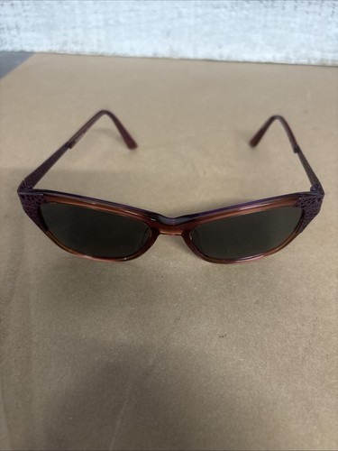 BEBE Women’s Sunglasses Versatile (651) BERRY - Picture 7 of 7