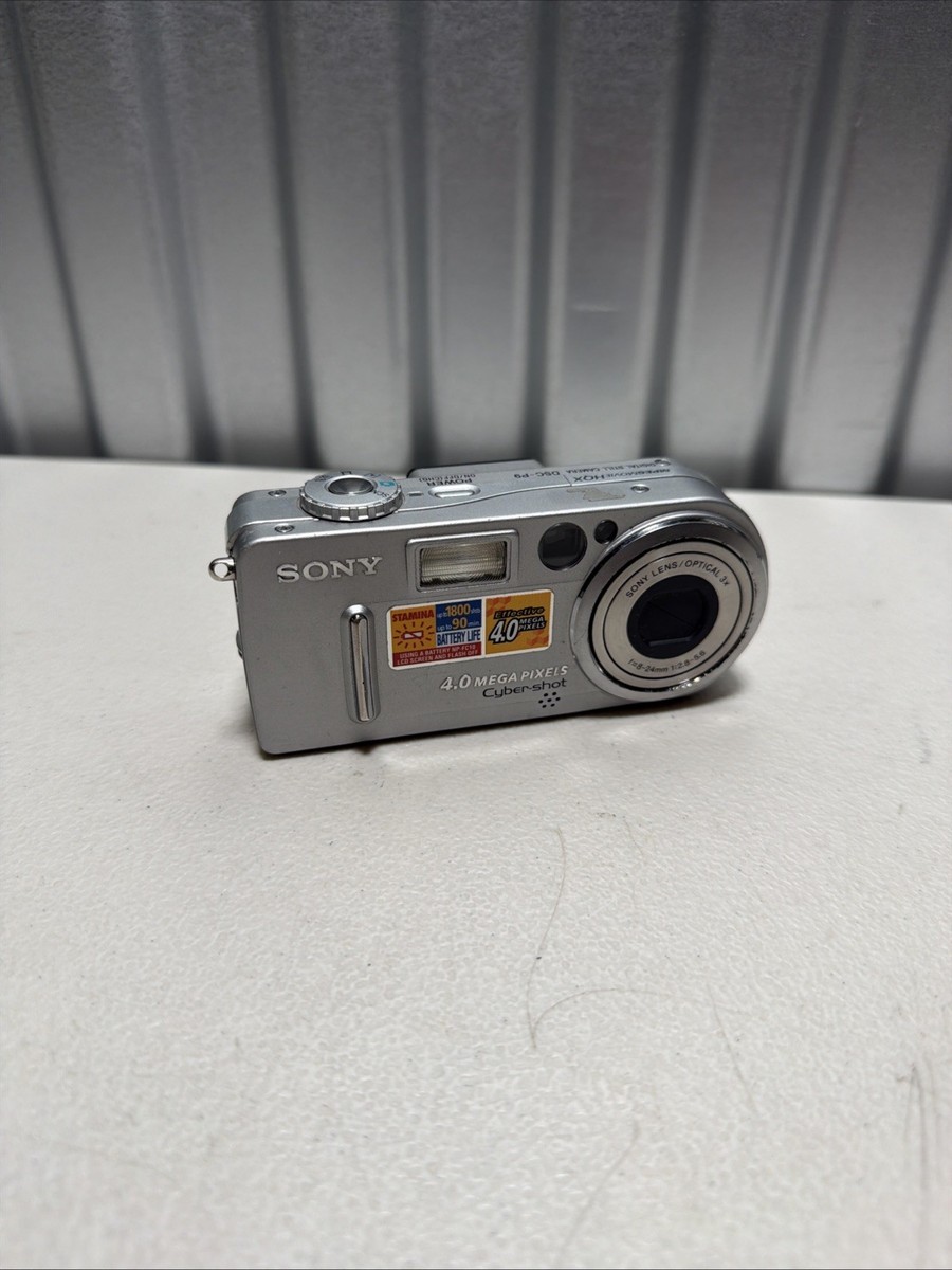 SONY Cyber-shot 4.0メガピクセル Sony Cyber-shot DSC-P9 4.0MP Digital Camera - Silver for sale