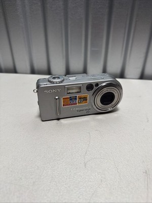 【中古】ソニー SONY Cyber-Shot P9 デジタルスチルカメラ DSC-P9 Sony Digital Camera Cybershot DSC-P9 4.0MP Silver - Works! | eBay