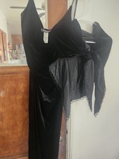 City Triangles Black Velvet Gown V-Neck Sleeveless Long Dress Size M