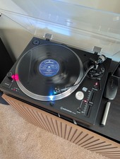 Audio-Technica AT-LP120XUSB Direct-Drive  VM95 Cart With New Stylus.  VGC