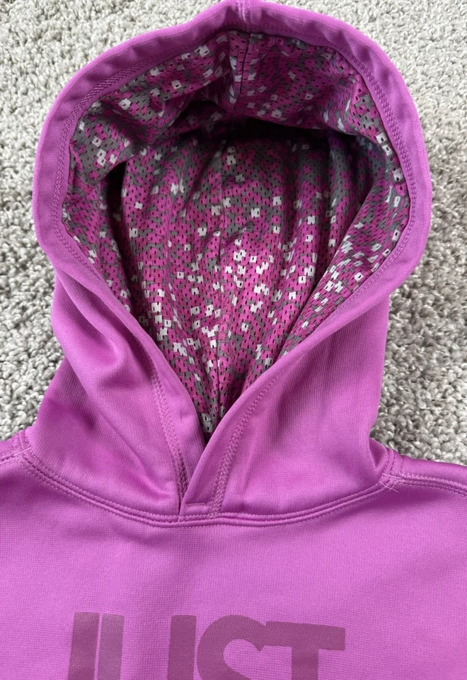 耐克 Therma Fit 连帽衫女孩 Just Do It 粉红色套衫连帽衫 XS — 第 4/4 张图片