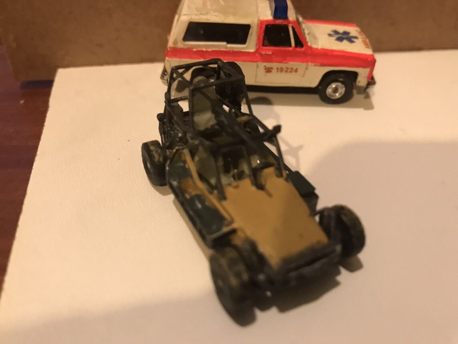 Picture 2 of 9
