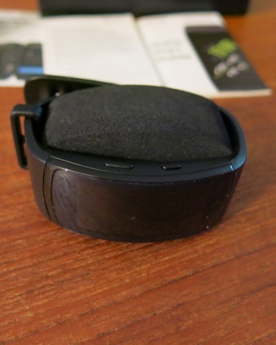 Samsung Gear Fit2 Pro Smart Fitness Watch (Small) "New" - Picture 5 of 7