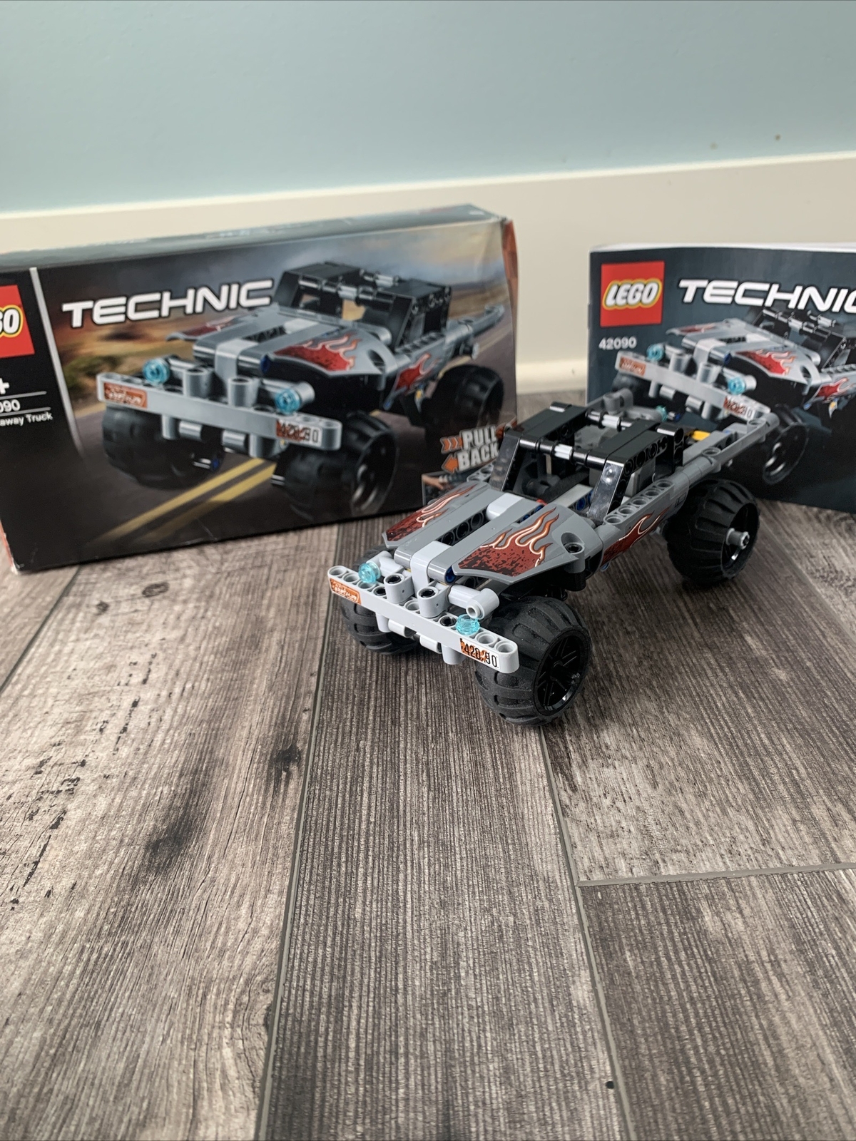 LEGO TECHNIC: Getaway Truck (42090) 673419303217| eBay
