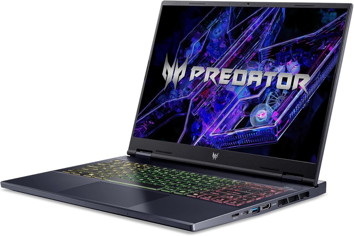 Windowsノート本体 Acer Predator Helios i9/RTX4080/32GB/2TB Acer Predator Helios 16'' (Intel i9-13900HX 32GB RAM 1TB RTX