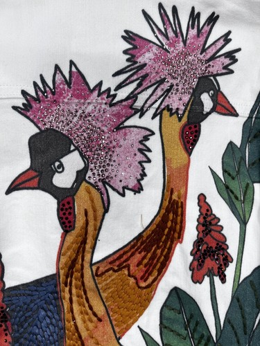 Women's Chico's White Denim Jacket Tropical Floral Crane Embellished Size 1 - Picture 12 of 13