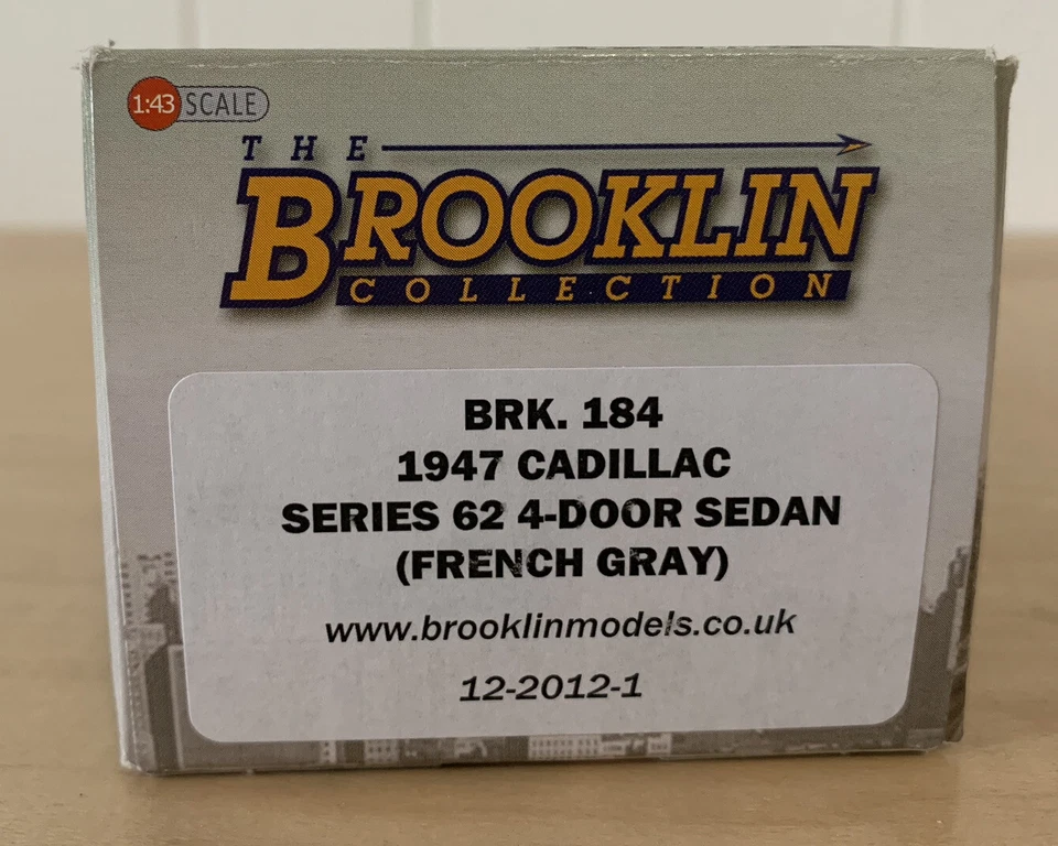 Brooklin Models 1:43 BRK 184 - 1947 Cadillac Series 62 sedã 4 portas, cinza francês - Imagem 4 de 4