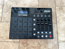 Akai Professional Mpd226 Midi Pad Controller