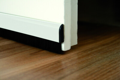 2 Stück Türbürstendichtung Selbstklebend 100cm - Schutz Gegen Zugluft & Staub