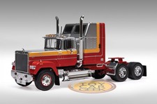 1985 Mack Superliner Magnum 1:43 IXO TR227