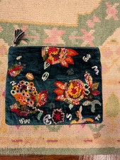 Steve Madden GINGER BLUE POUCH Large Velvet Clutch Floral Design embroiderd bead