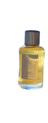 NEW Summer Fridays  Sunlit Vanilla Eau de Parfum with Vanilla and Caramel