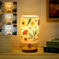 Hortsun Pressed Floral Lamp Bedside Vintage Flower Desk Lamp for Bedroom Living