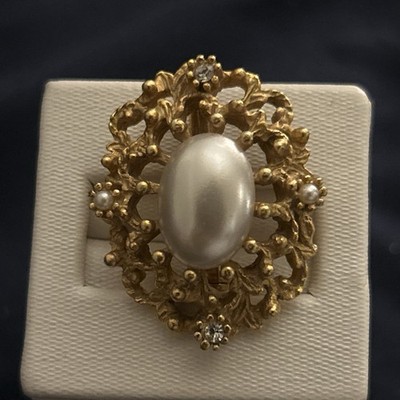 Vintage Victorian Filigree Brooch Faux Pearl Oval Cabochon Gold Tone Rhinestone