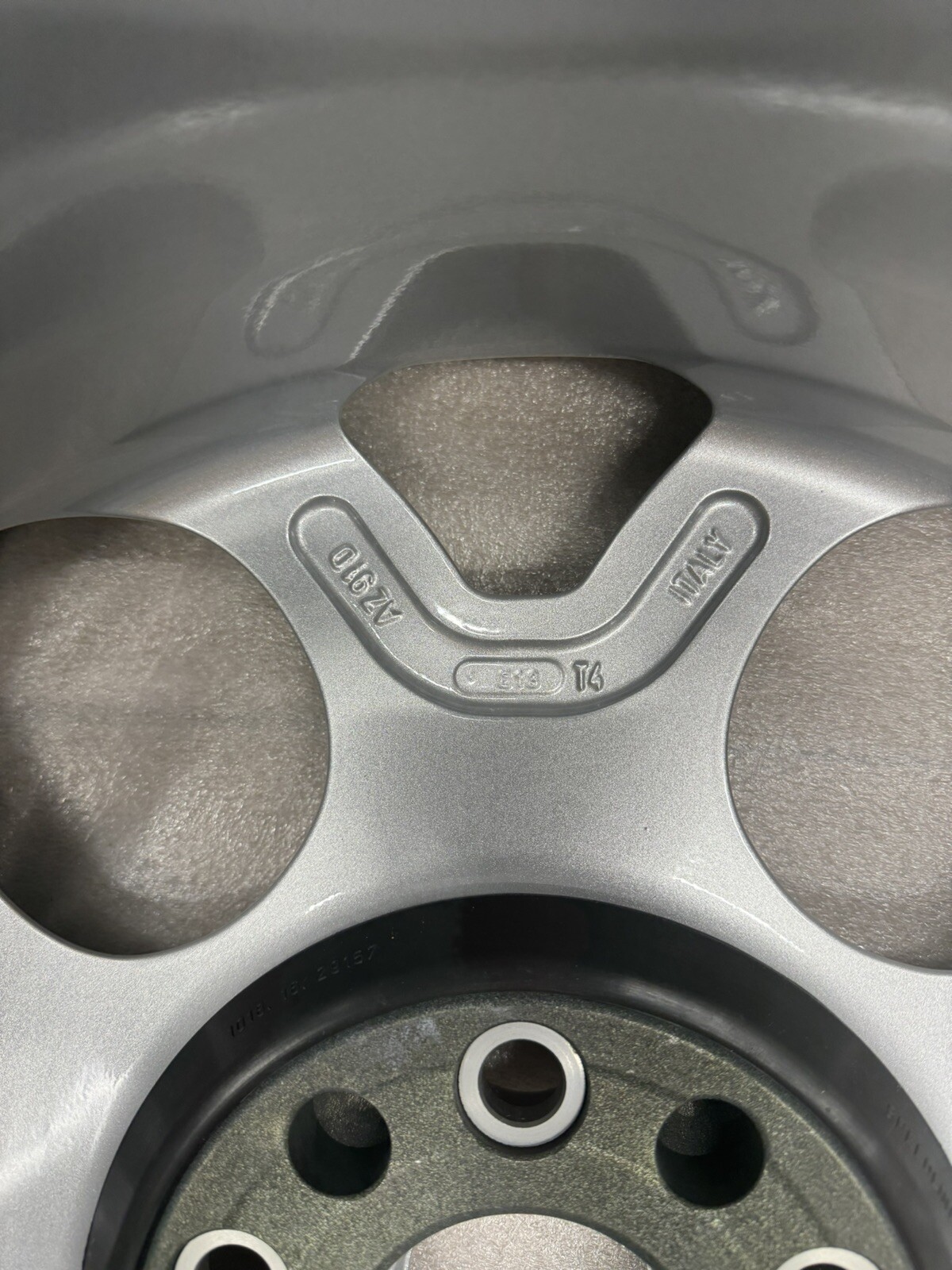 Lamborghini Diablo VT 6.0 OEM NEW NLA Front Wheel 0051003025