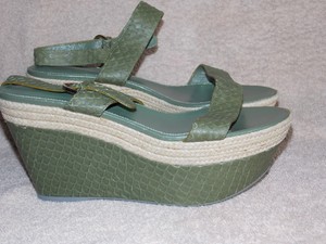 olive green platform sandals