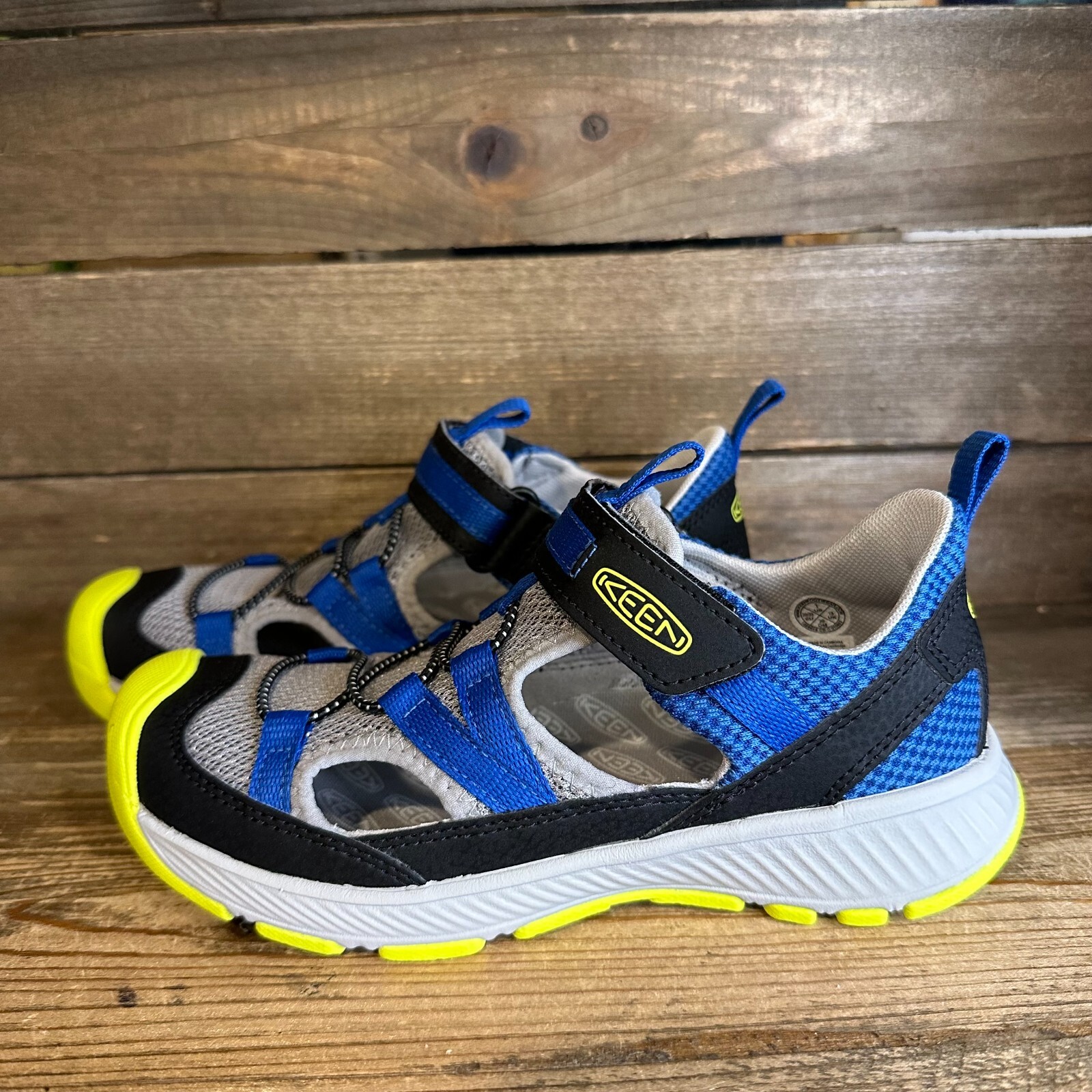 Sandali nuovi con scatola grandi bambini Keen Motozoa grigi outdoor scarpe da trekking acqua taglia 1 Y