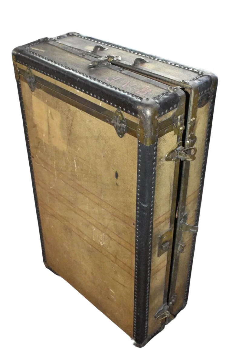 Vintage Luggage & Trunks: Where to Begin