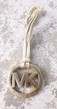 MICHAEL KORS GOLD CHARM CHAMPAGNE LEATHER  STRAP KEY FOB BAG KEYCHAIN HANG TAG