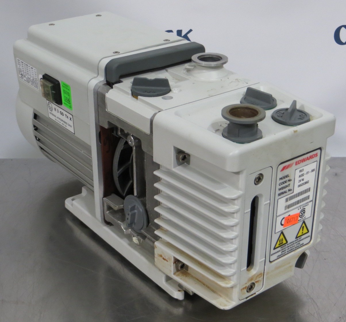 T204367 Edwards RV3 Rotary Vane Vacuum Pump A652-01-906