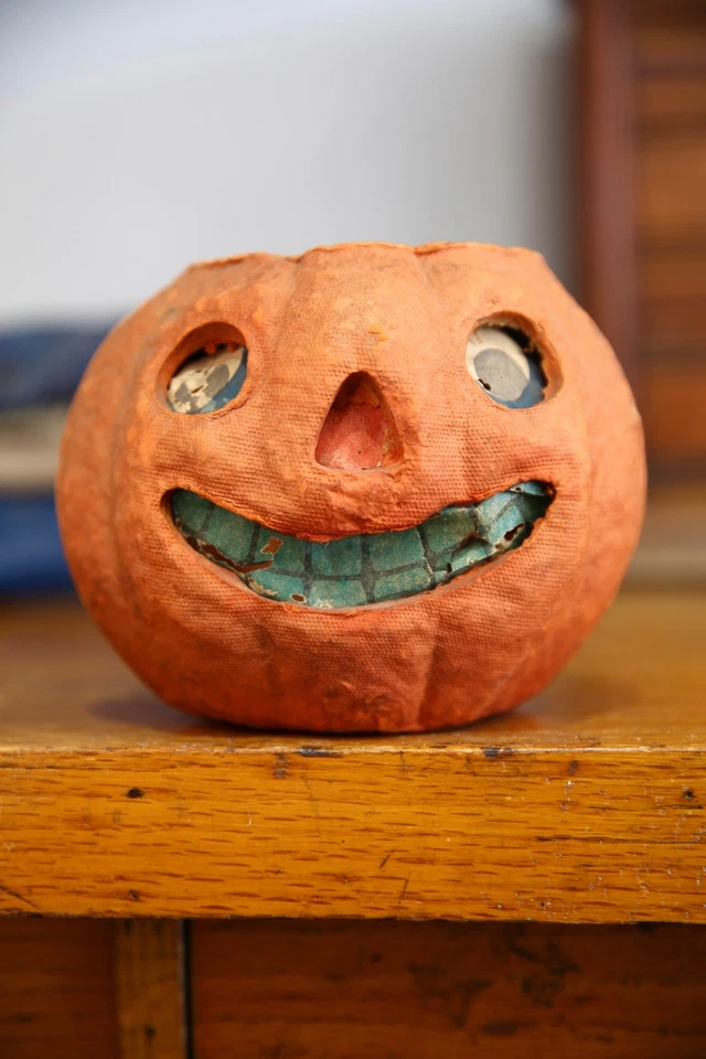 Antique 1900's Halloween Paper Mache Pumpkin Jack O Lantern Vintage Original - Image 3 of 4