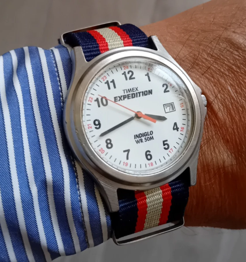 Orologio uomo TIMEX EXPEDITION INDIGLO WR 50M quadrante bianco cassa 38mm. - Imagen 4 de 4