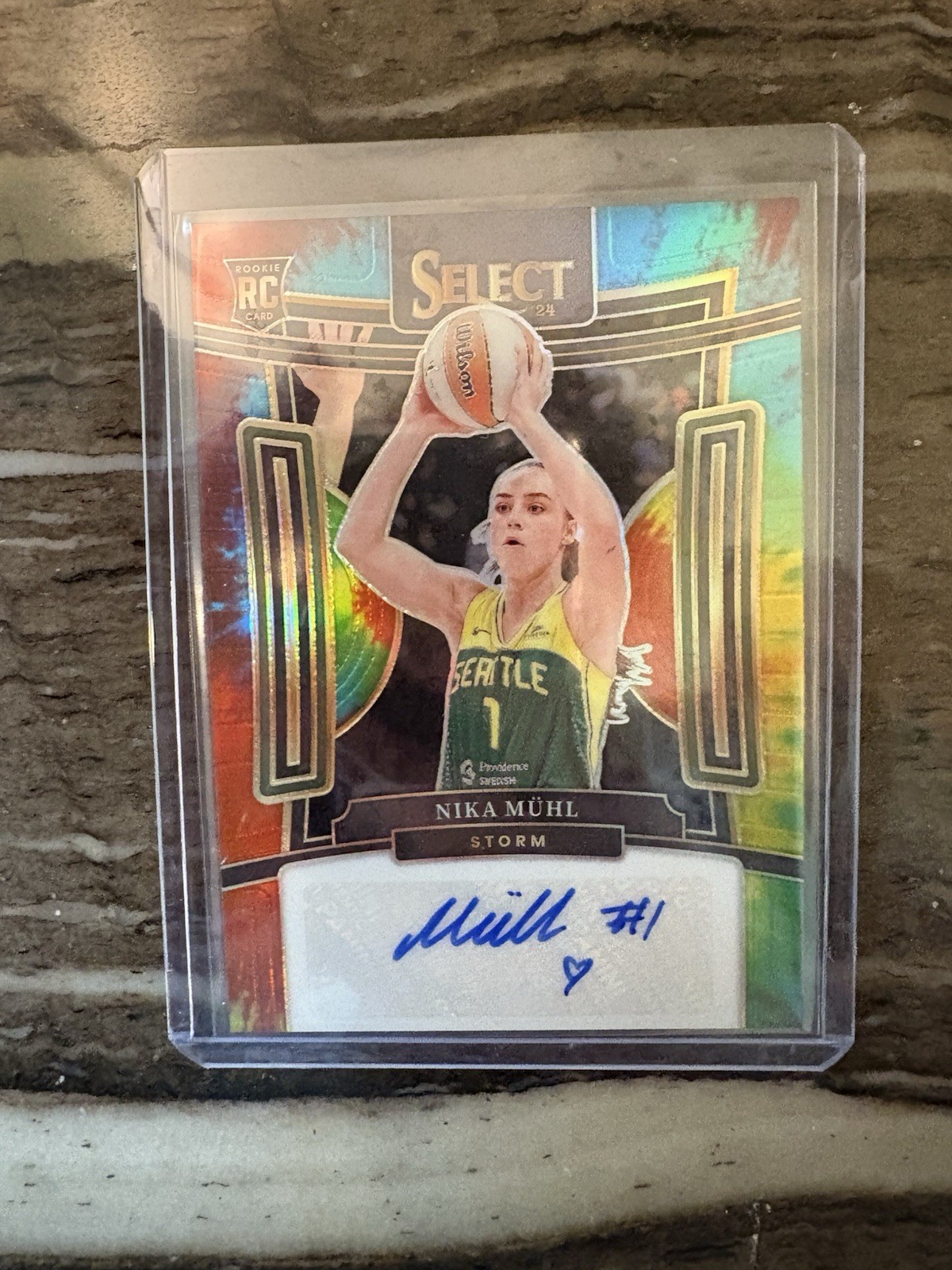 2024 Panini Select WNBA Signatures Nika Muhl #SG-NM Tie-Dye Prizm /25 (AU, RC)