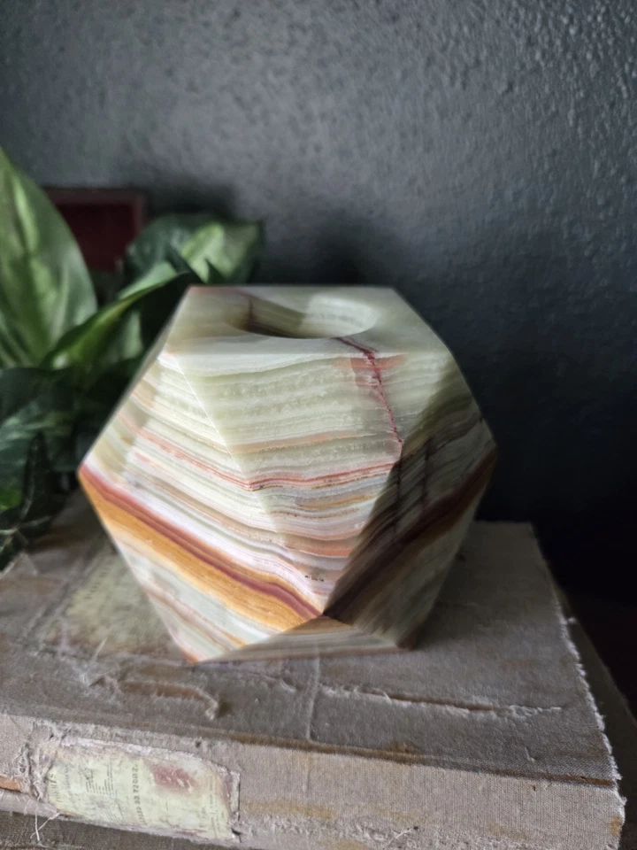 Candelabro de piedra natural 3D tetradecaedro de ónix con bandas verdes 4" x 6" grande Foto 3 de 4