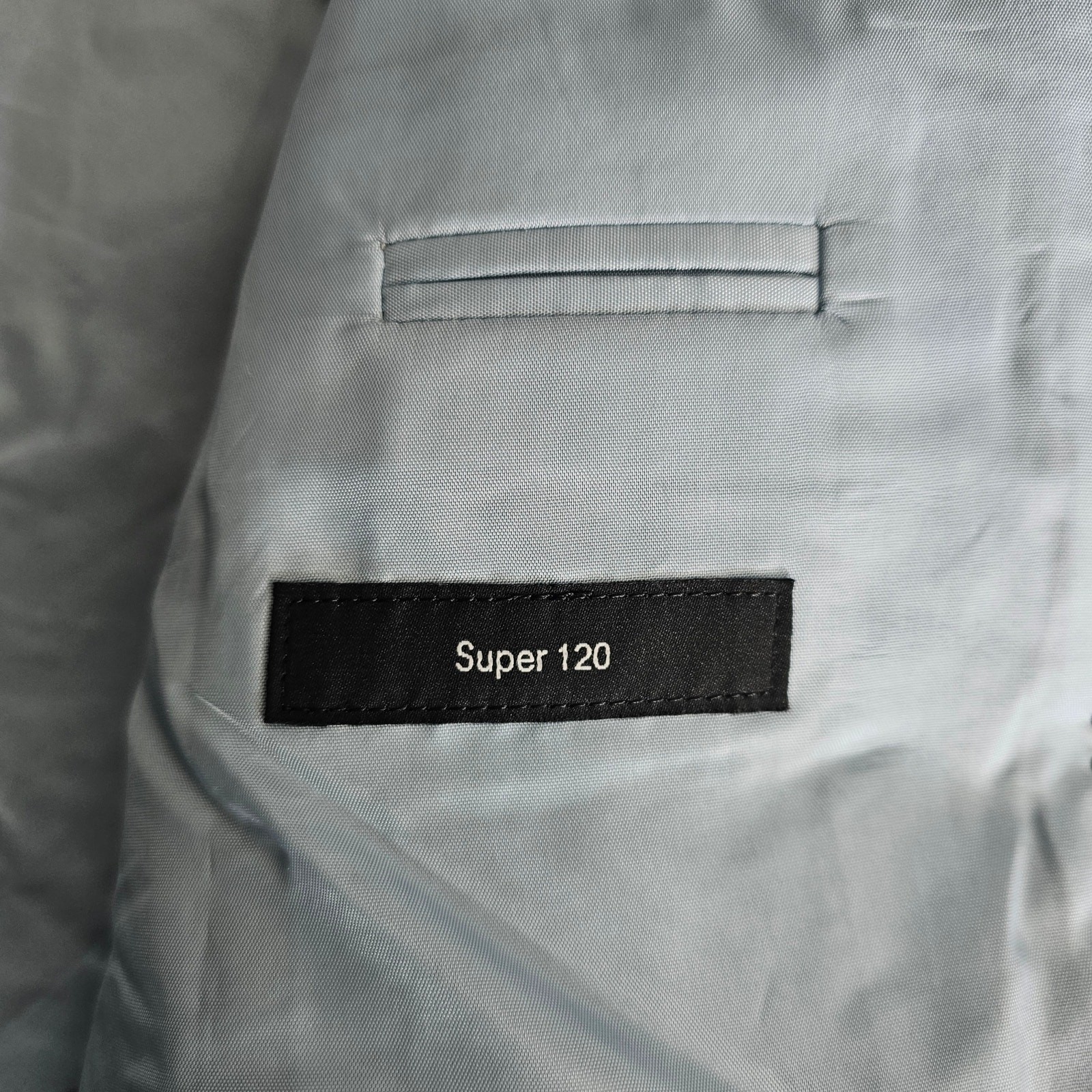 Hugo Boss 44L Bertolucci Movie Blue Super 120 Pinstripe Blazer Sport Coat Jacket thumbnail 8