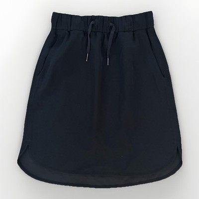 lululemon On The Fly Skirt Women s Size 4 Black Elastic Drawstring Pockets