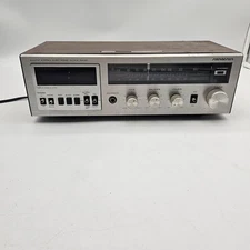 Vintage Soundesign 3970A AM FM Stereo Electronic Clock Radio Woodgrain Japan