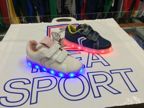 GEOX SCARPA BAMBINO/BAMBINA CON LUCI mod. KOMMODOR | eBay